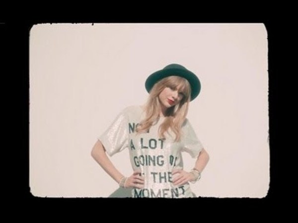 Taylor Swift - 22