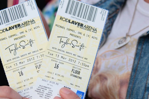 Australia Tour Fans