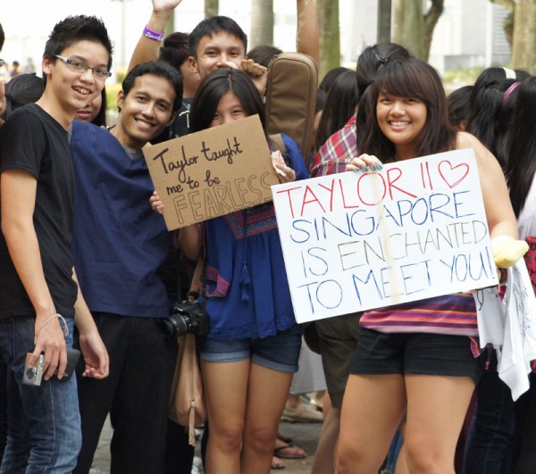 Singapore Fans